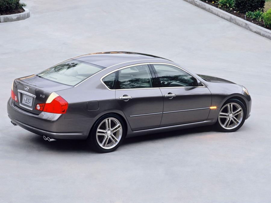  Infiniti M45 Concept 2004 года  (фото 12 из 17)